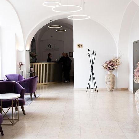 Zamecky Hotel Anton Florian Вальтице Экстерьер фото